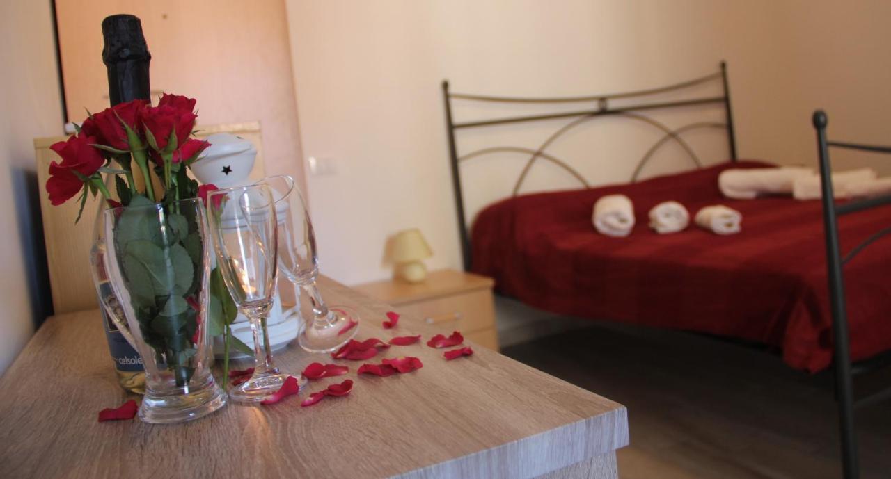B&B Poggio Di Balestrino Bagian luar foto