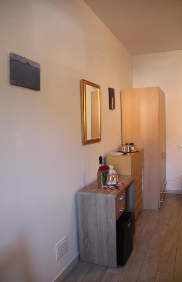 B&B Poggio Di Balestrino Bagian luar foto